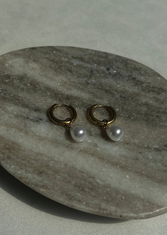 The Essential Pearl Drop Earrings
