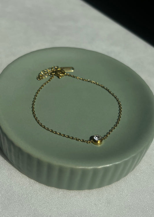 The Essential Solitaire Bracelet
