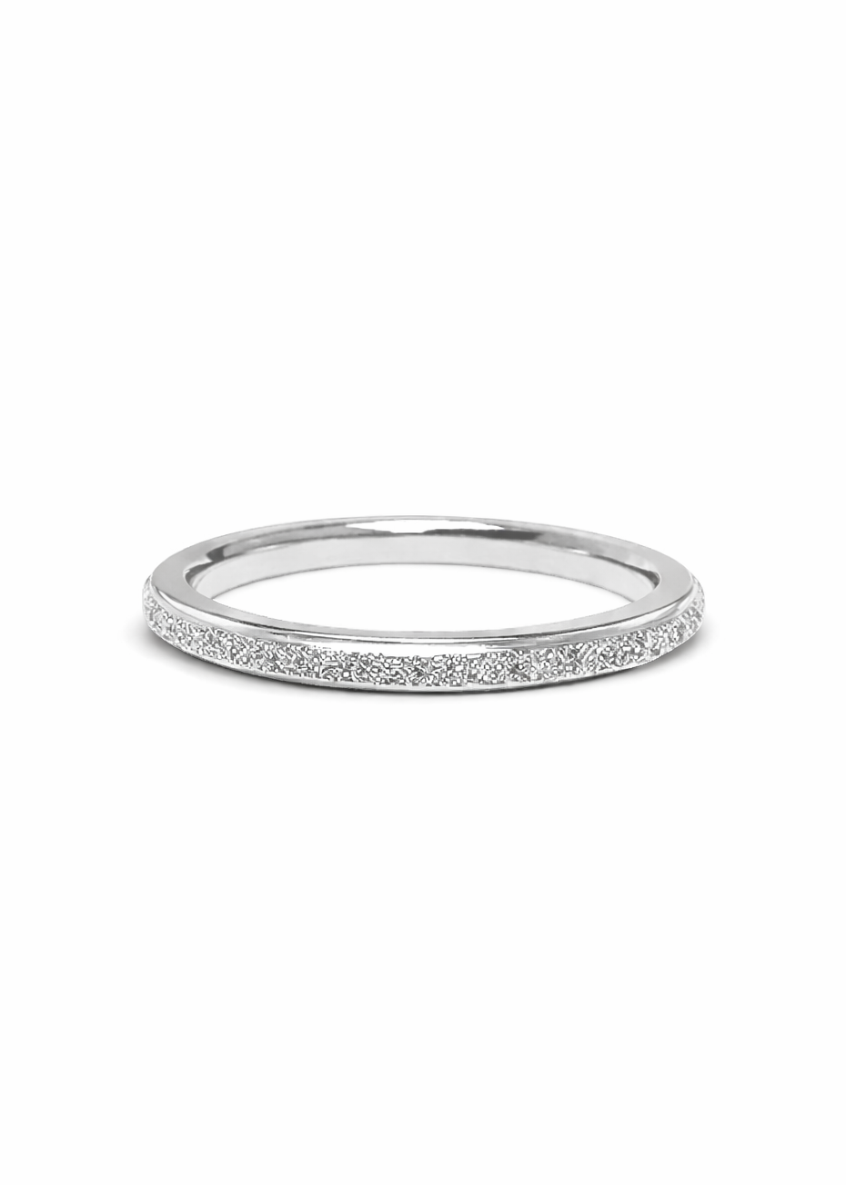 The Essential Textured Ring
